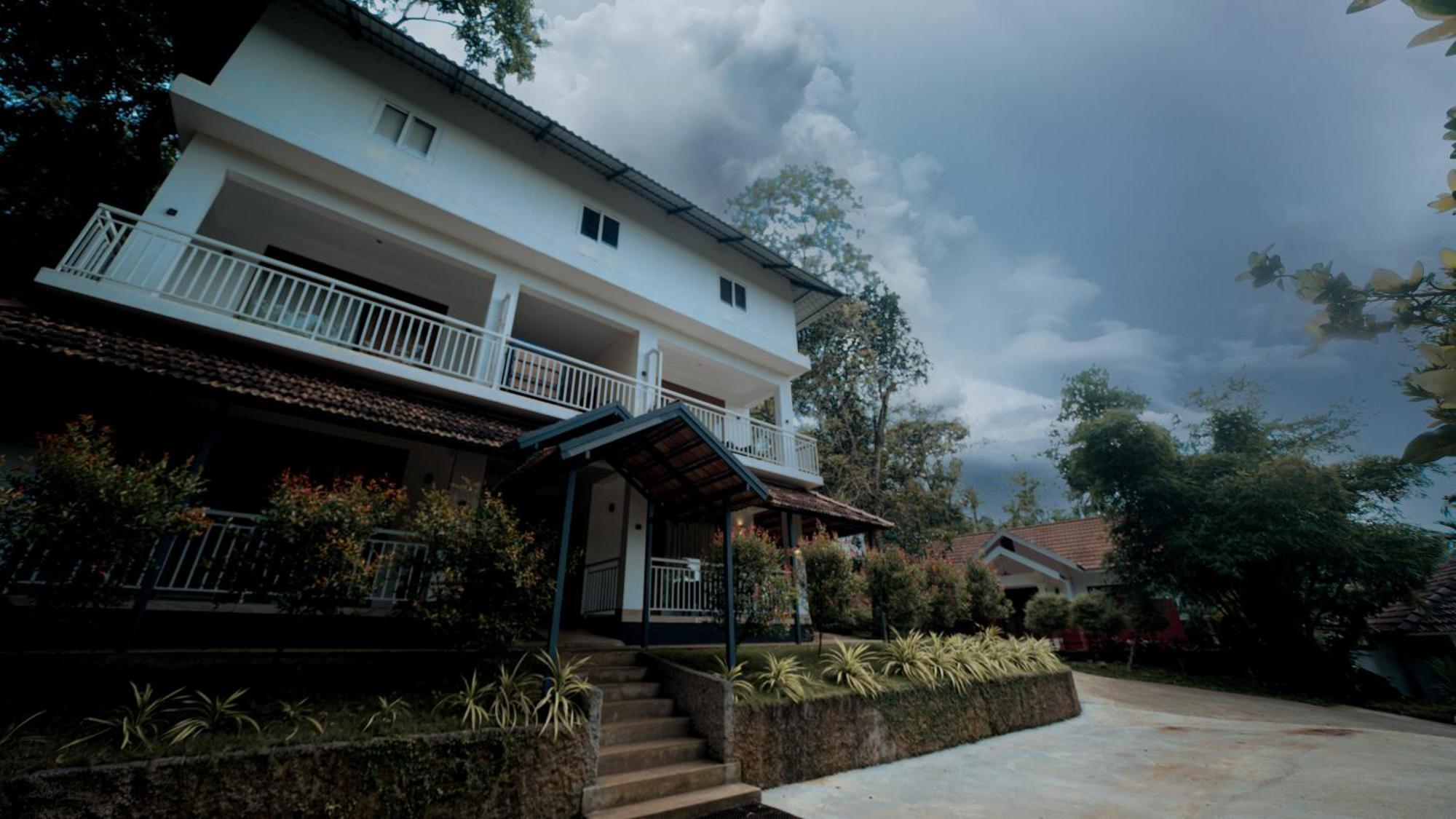 Vythiri Holiday Resort, Wayanad 外观 照片